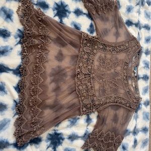 Long sleeve mesh top